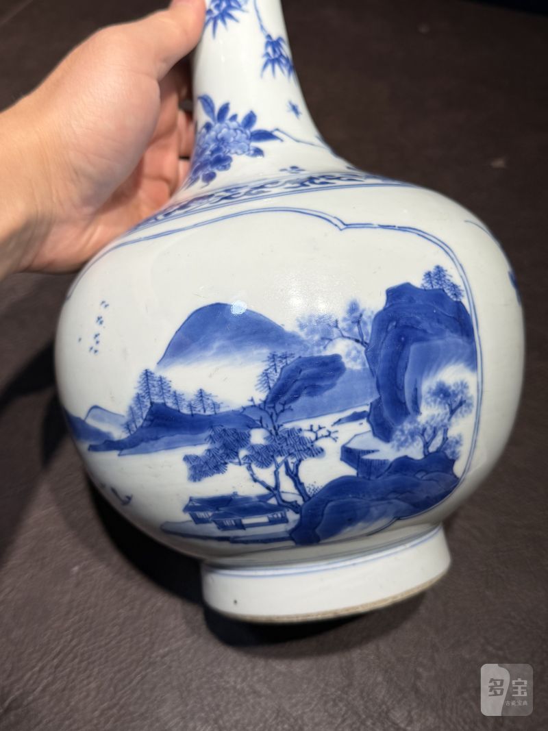 明崇祯 青花开光山水图长颈瓶 - 图9